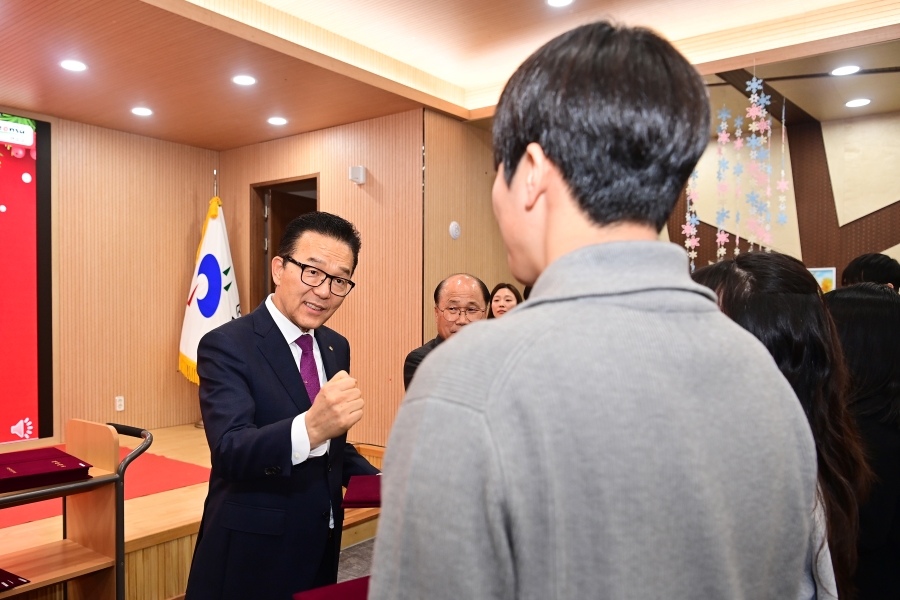 연수큰재장학재단 장학증서 전달식의 7번째 이미지