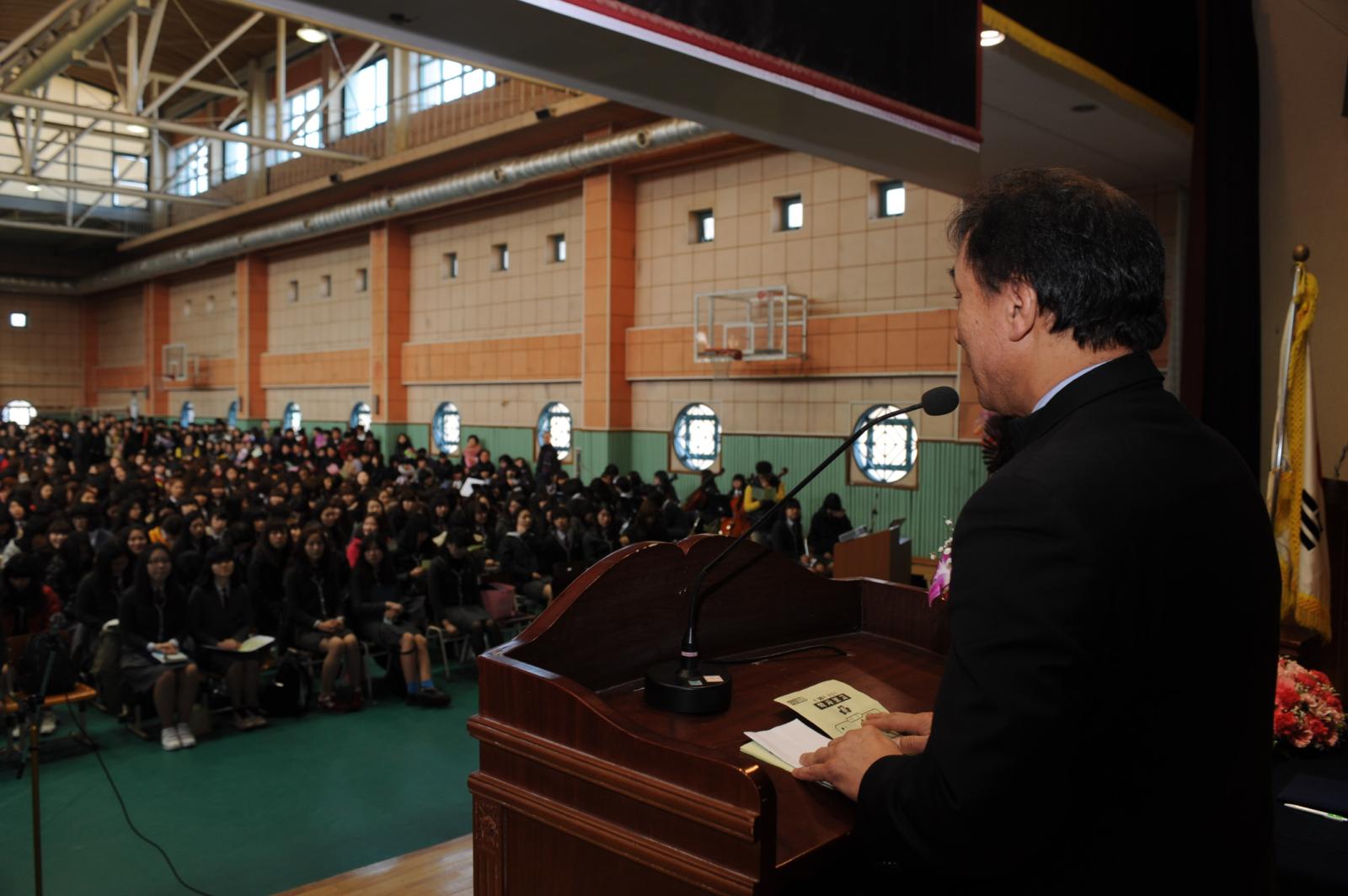 인천여고 졸업식 참석의 2번째 이미지