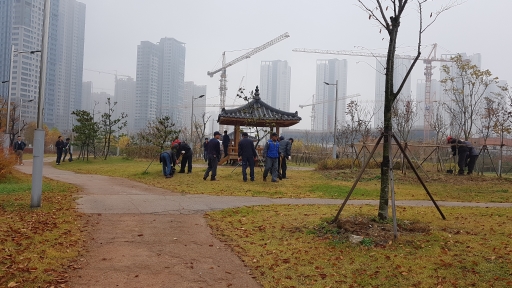 도시 숲 가꾸기 체험행사 실시의 1번째 이미지