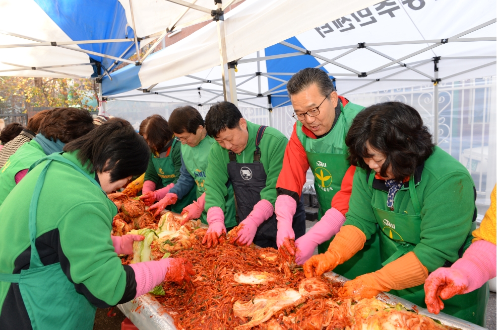 연수2동 새마을부녀회 사랑의 김장나누기의 1번째 이미지