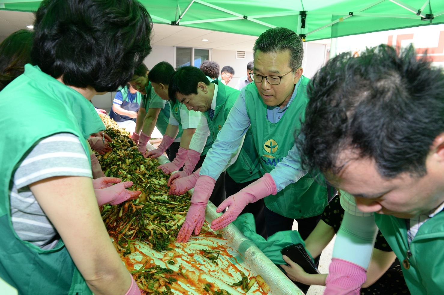 연수구 새마을회, 사랑의 계절김장 나누기의 1번째 이미지