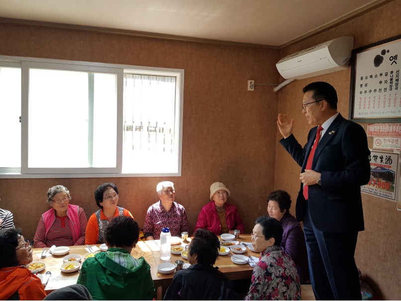 옥련1동 노인사회활동 참여자 안전교육 및 간담회의 1번째 이미지