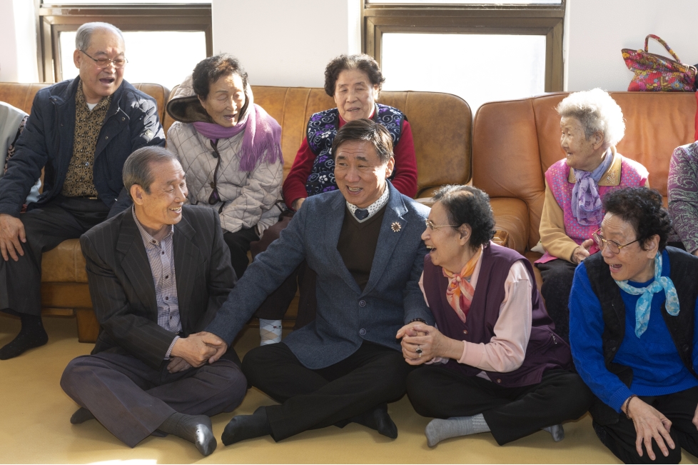 연수구 이동구청장실 옥련2동 경로당 방문의 2번째 이미지