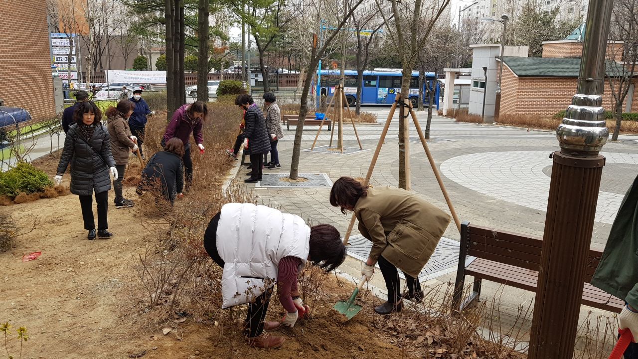 동춘2동, 식목일 행사 개최의 1번째 이미지