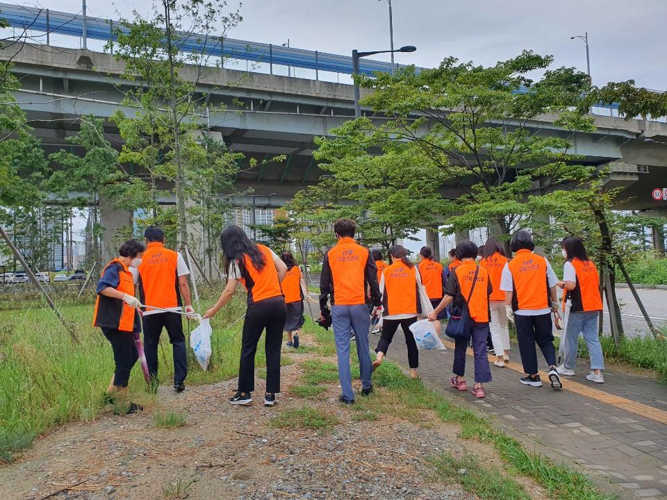 (연수구자원봉사센터) 그린상륙작전-V 환경캠페인 송도소방서국제의용소방대의 2번째 이미지