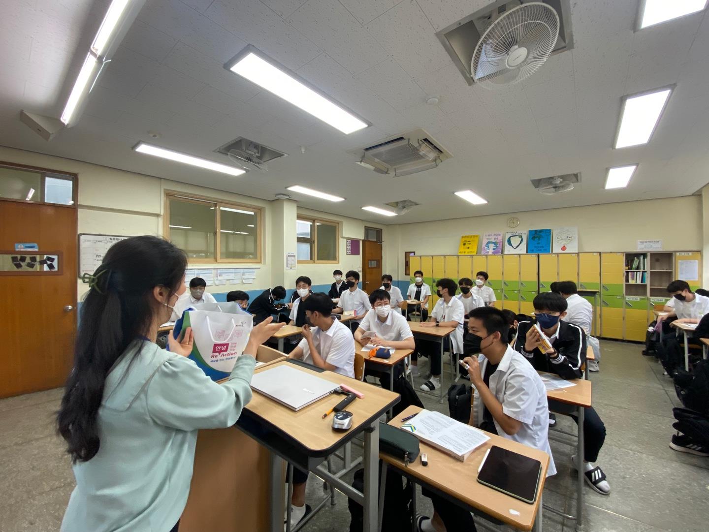 (연수구자원봉사센터)폐건전지 폐의약품 우리에게로(학교)의 2번째 이미지